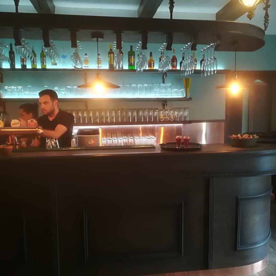 Penzion A Restauracia Hanisberg Krupina Dış mekan fotoğraf
