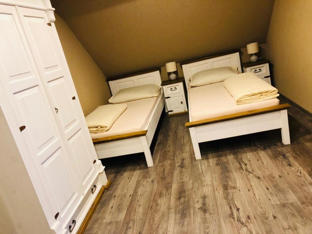 Penzion A Restauracia Hanisberg Krupina Dış mekan fotoğraf