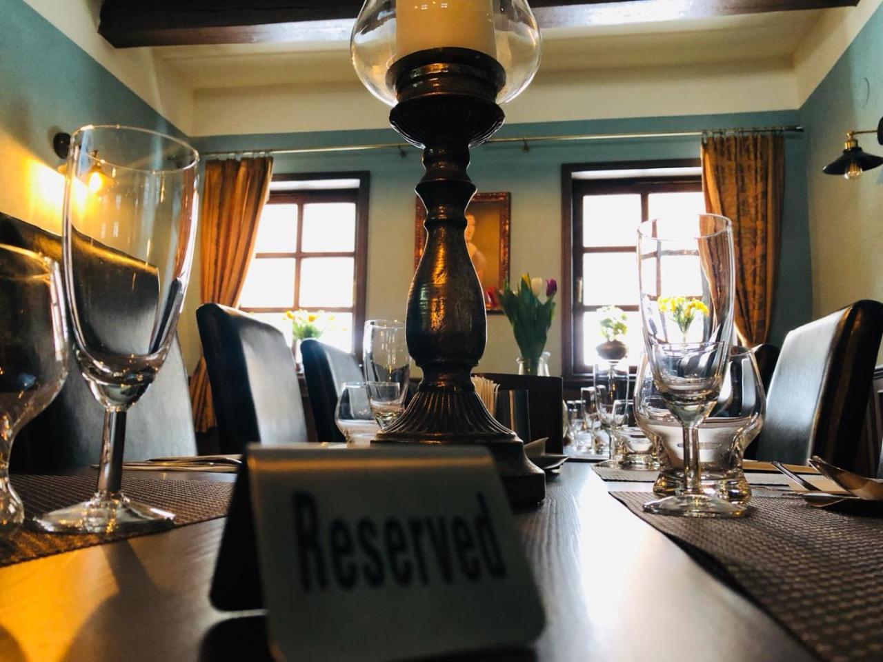 Penzion A Restauracia Hanisberg Krupina Dış mekan fotoğraf