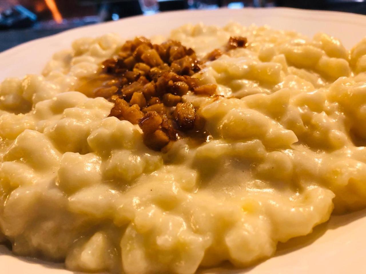 Penzion A Restauracia Hanisberg Krupina Dış mekan fotoğraf