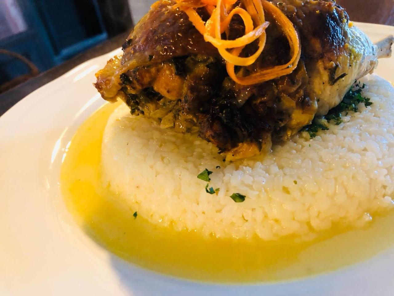 Penzion A Restauracia Hanisberg Krupina Dış mekan fotoğraf